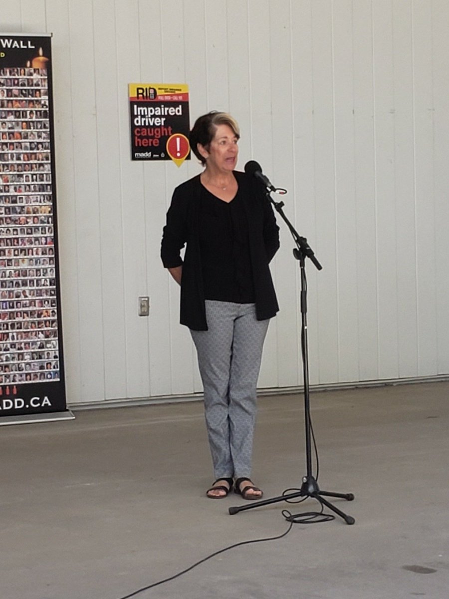 MaddRegina's tweet photo. A new mobile signs program to show effectiveness of SGI’s Report Impaired Drivers (RID) program! MADD Regina joined event on Thursday, May 21, 2020. #MaddcCanada #RID #SGI #Report Impaired Drivers #AGINSTDRUNKDRIVING #AGAINIMPAIREDDRIVING #DONOTDRINKANDDRIVE https://t.co/eenYYhMFWE