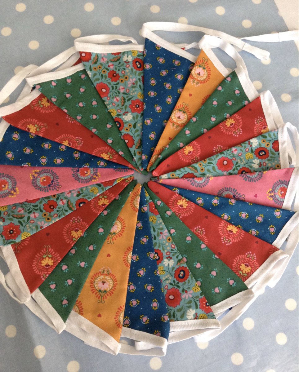 New buntings in my bunting shop etsy.com/shop/lovesbunt…