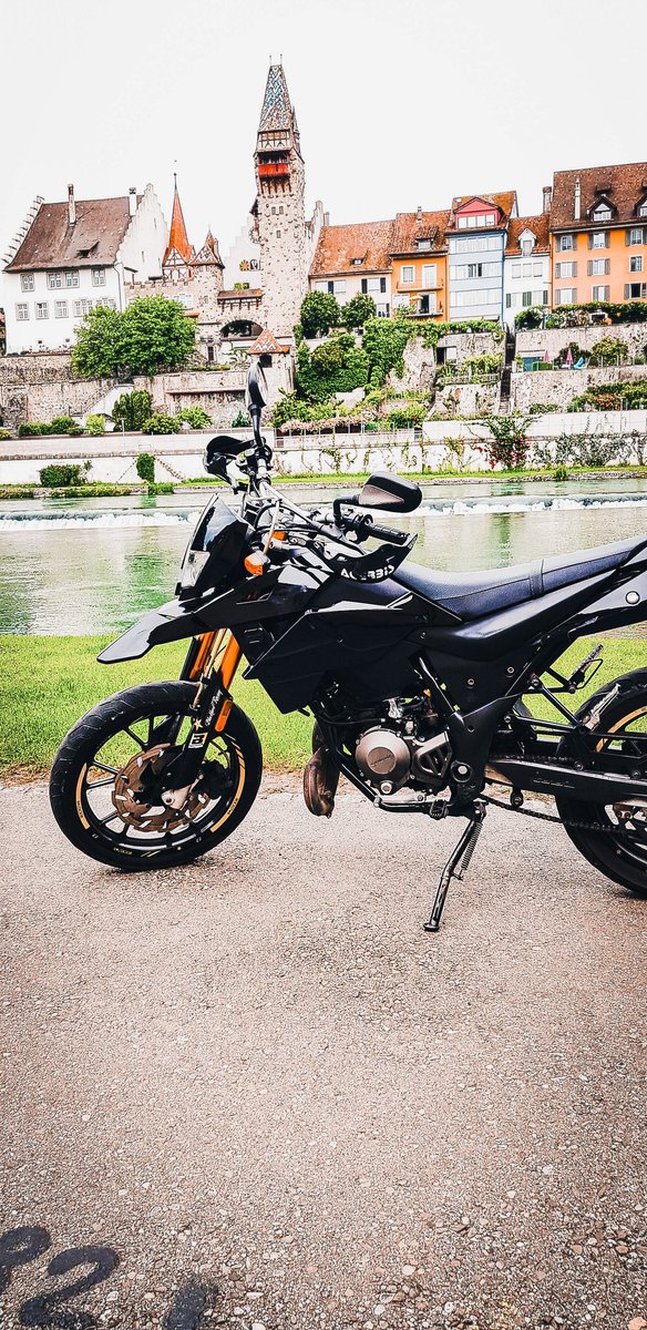 André B. tweet media