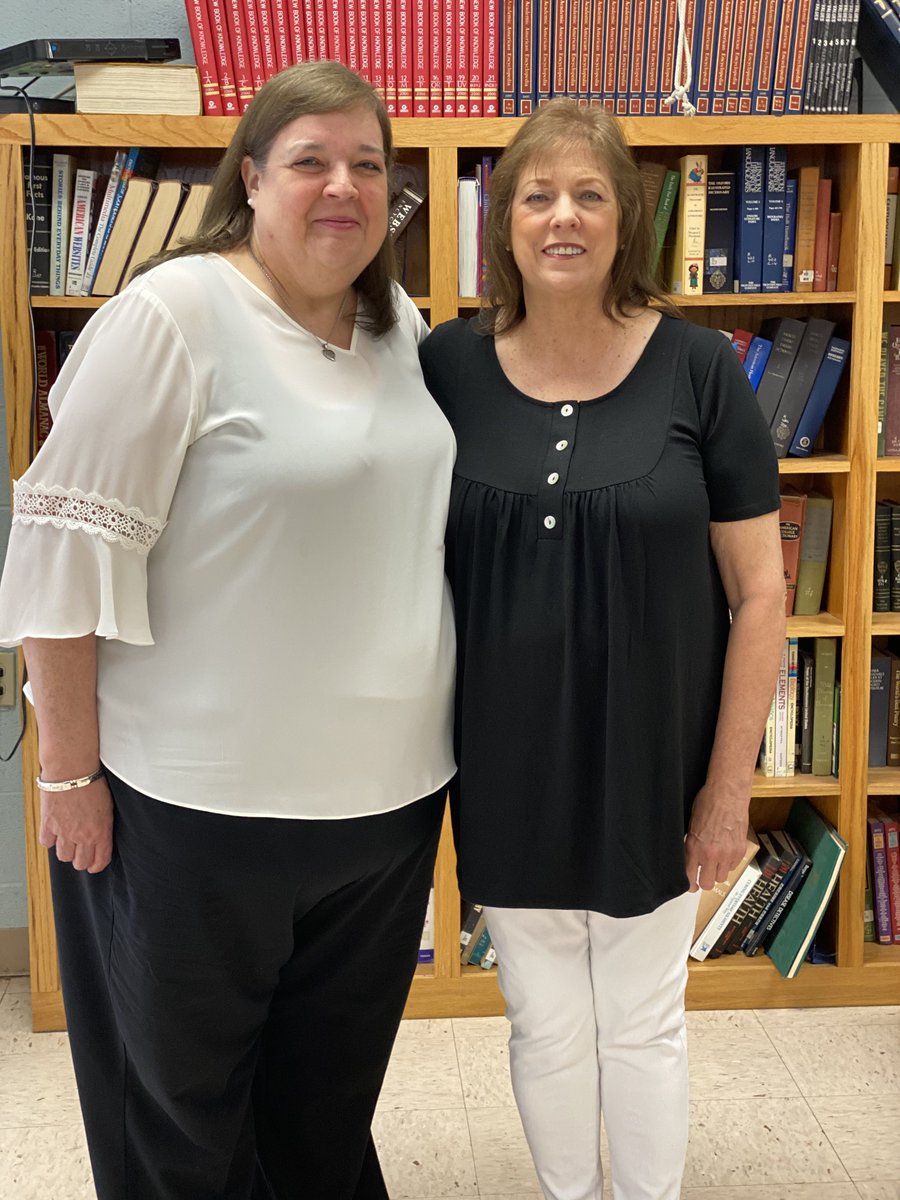 SkylineSchool's tweet photo. We had a wonderful retirement luncheon for Ms. Johnson and Ms. Franklin! We cannot thank you enough for your loyalty and commitment to @SkylineSchool! We love you and we will miss you! #everydayisfriday #sleeplate #alwayswelcomeback #GoVikings https://t.co/Z2AjGp51wg