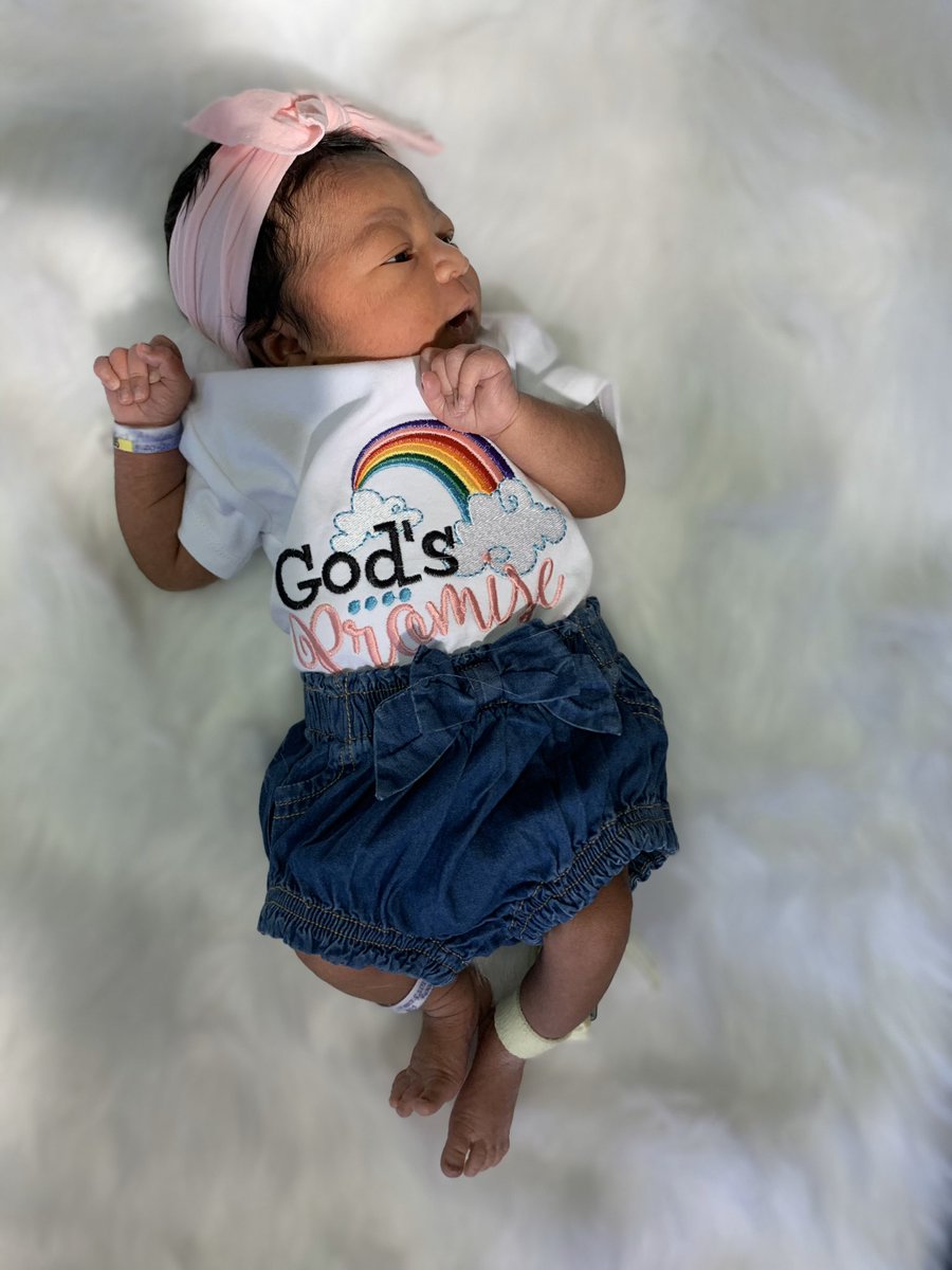 killem_DAI's tweet photo. God’s Promise🌈💕
I’ll never leave your side and I put that on everything. I love you 🤍
 
Haydence Gabrielle Warren ... 5/20/20💜 https://t.co/tJud5HednM
