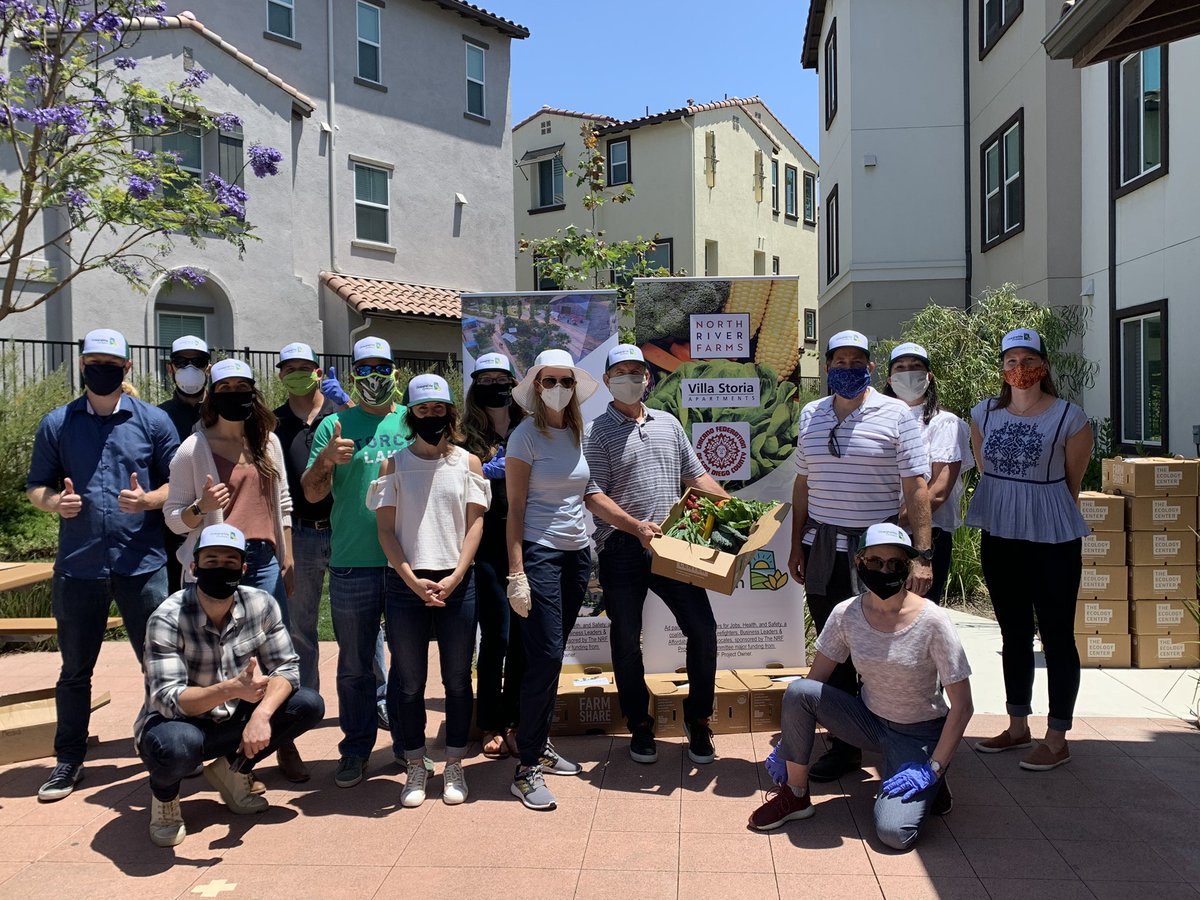 tonymanolatos's tweet photo. Had the honor today of serving locally grown produce and meal packets to 100 families at Villa Storia, Oceanside’s first inclusionary community. The event was hosted by @GrownOceanside: North River Farms. The same team who built Villa Storia is behind North River Farms, https://t.co/UE91dPB7aW