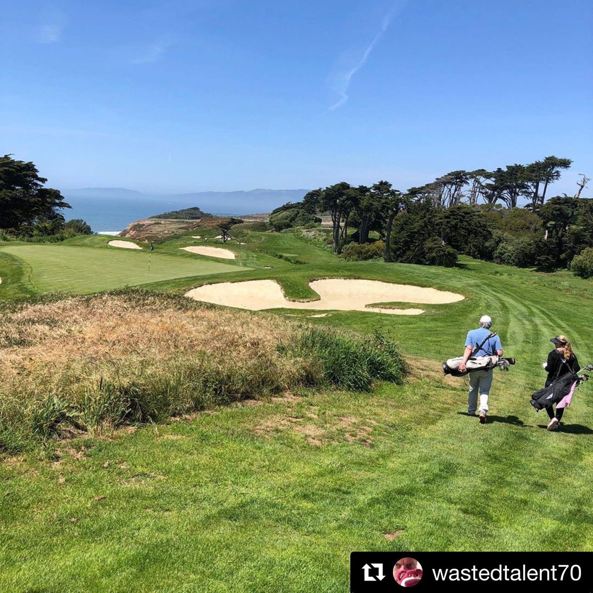 TheOlympicClub's tweet photo. Perfect weather for a day on the Cliffs Course ๐๏ธ Happy to see our members enjoying themselves on the links! #OCgolf #OlympicClub
โฆ
#Repost @wastedtalent70
Hello, Old Normal. How weโve missed you. .
.
#oldnormal #olympicclub #cliffscourse #golf #socialdistancing #hotdogbills https://t.co/rYlk0LuyJc