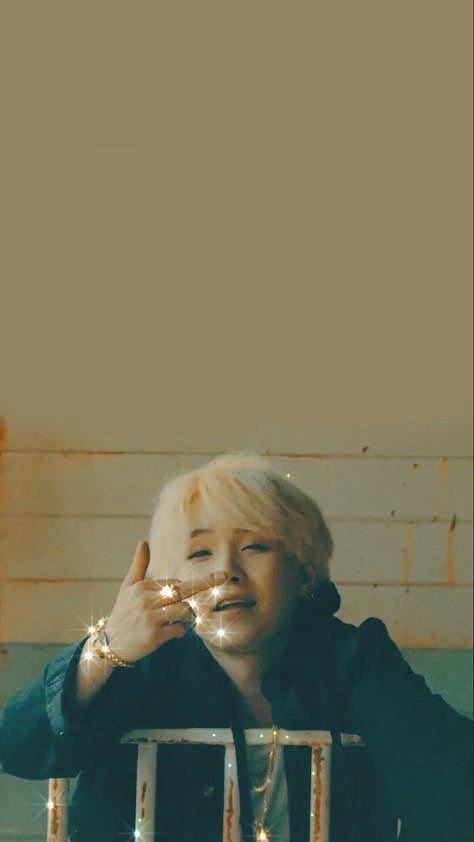 kpopeditzzz's tweet photo. Love the new song 🖤🖤 #AGUSTD2 #AGUSTDCULT #AGUSTDISHERE #AgustD #suga #bts #BTS #dw https://t.co/nHy3TV4diS