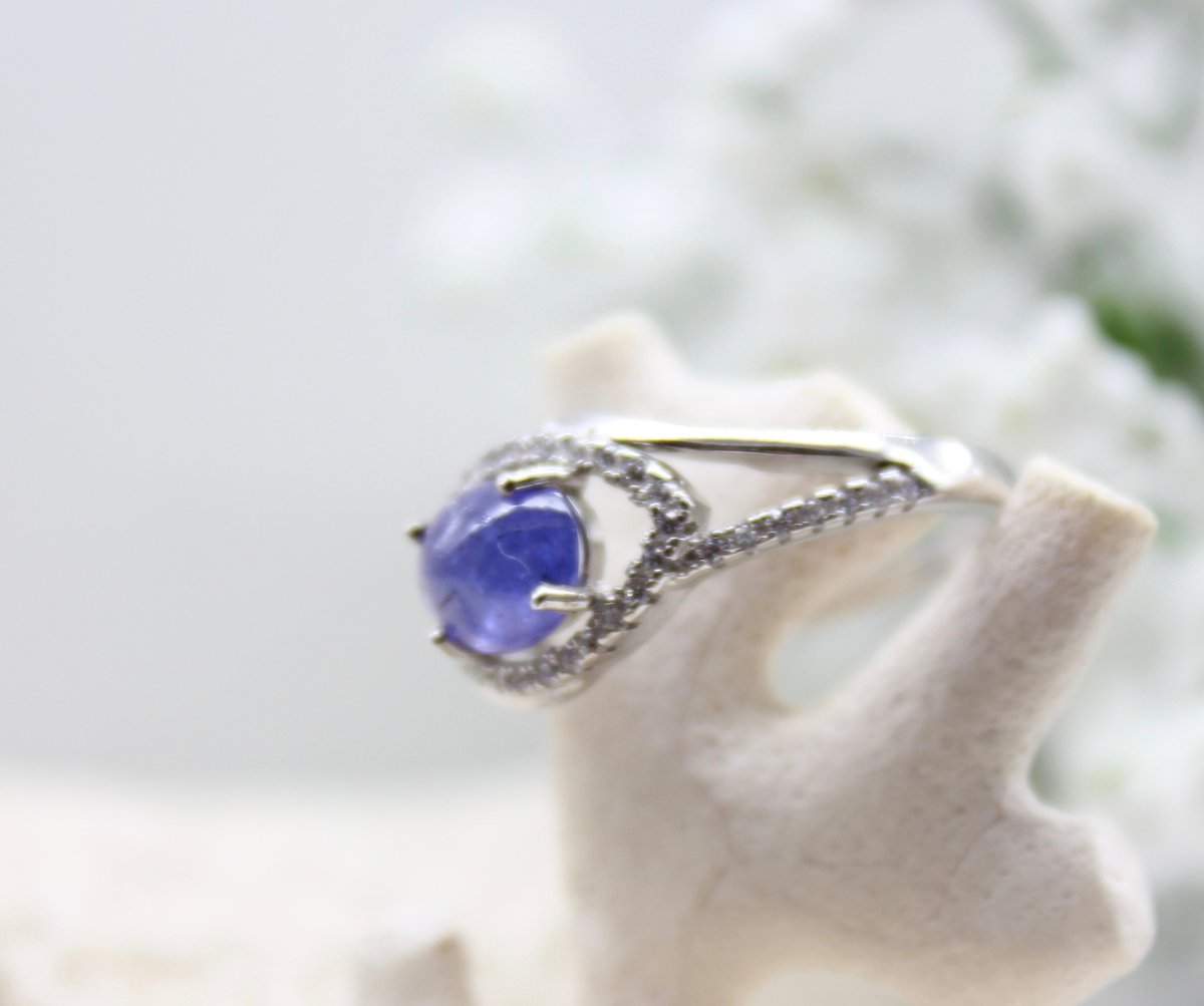 Yu2Xiaogang's tweet photo. Natural Blue Tanzanite and Cubic Zirconia Diamond Ring Size 7, 925 Sterling Silver, 14K White Gold Vermeil wedding bridal anniversary https://t.co/HOk8xaq5xu #etsyshop #jewelry #etsysocial #boho #Etsy #MyBeachStore #fashion #etsymntt #WhiteGoldRing https://t.co/ZA4nmwUMHP