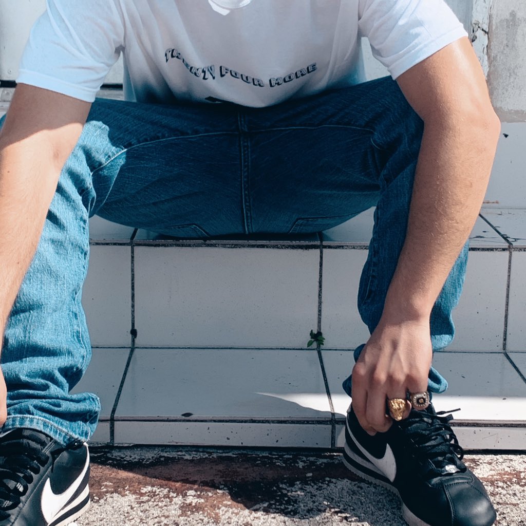 TWENTY24FOURMO's tweet image. 🌟🌟🌟🌟🌟 ONLINE NOW! #twentyfourmore #moreeverything