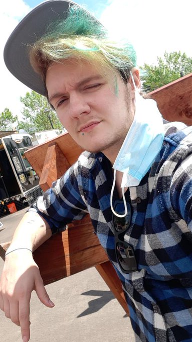I'm ready to strip and lay in the sun while you send me money 💁🏼&zwj;♂️ https://t.co/PRtlkfdy88<a href="/tag/humanatm"class="tags"><span>#humanatm</span></a><a href="/tag/nbdom"class="tags"><span>#nbdom</span></a>