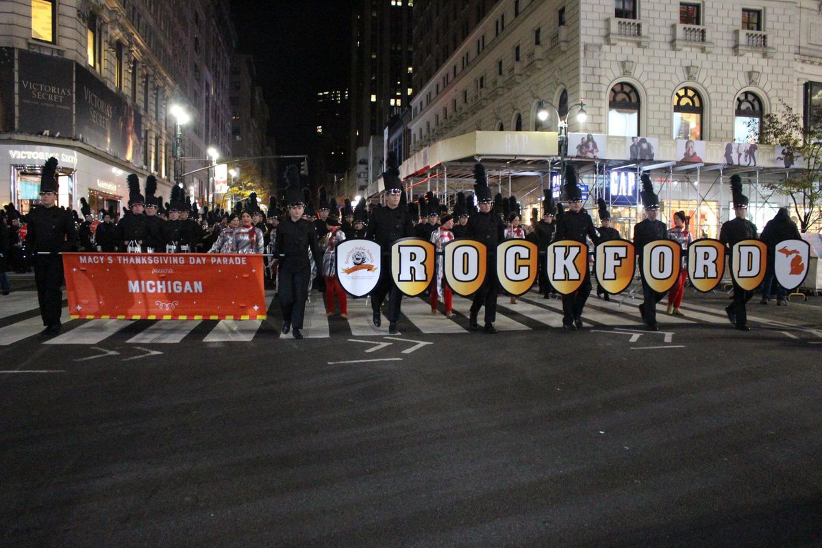_SBNYC's tweet photo. Flashback Friday to when @rockfordbands took to the World’s Greatest Stage, here in NYC, during the Macy’s Thanksgiving Day Parade in 2017. With all that is happening in the world, it is important for us all to remember that we have so much to be thankful for. https://t.co/lldyraJjrB