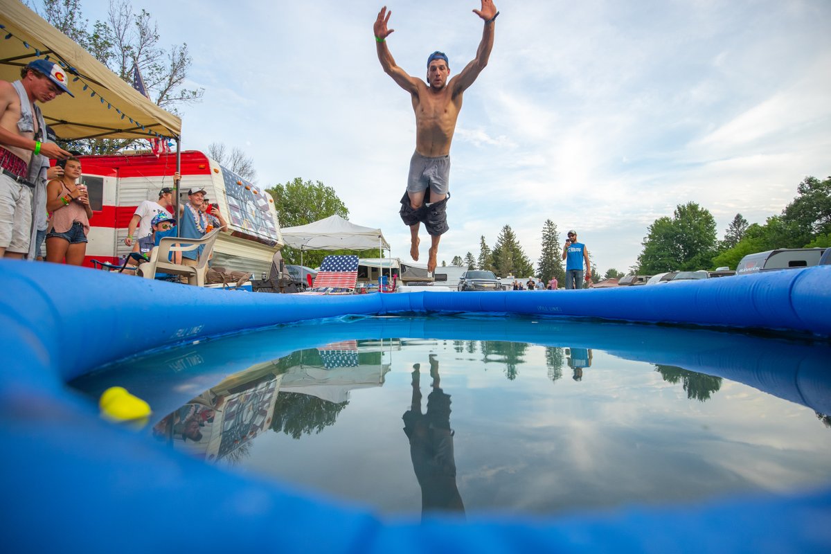 Diving into the long weekend like....

What are your plans this Memorial Day Weekend?!?