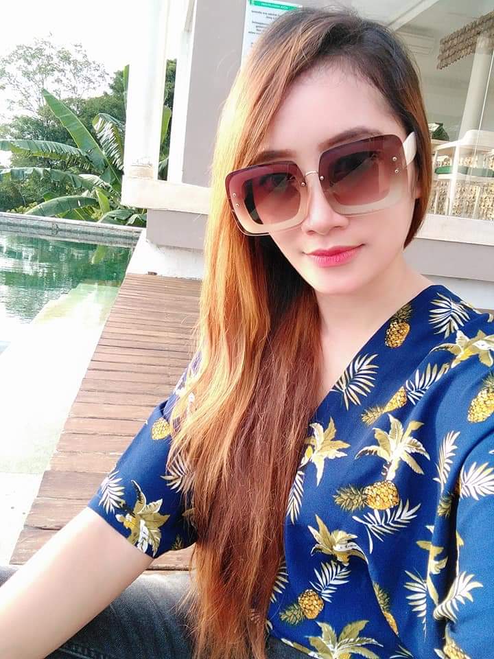 Hello gaeess bagi yg minat yah sama fotoku yg mau di pejuhin boleh dong di dm siapa tau minat aje no hoax yah gaess 😊
.
.
#Pejuhin #kontolin #kontolbesar #MamaHOT #MamahMuda #colikontol