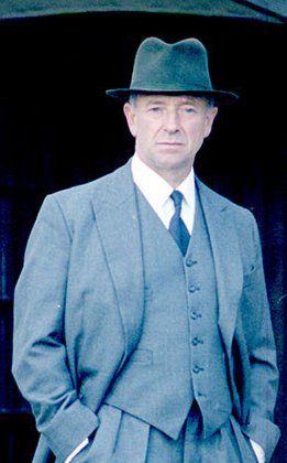 BritDetectives's tweet image. Hi all. @JoyVBehar is live tweeting Foyle's War, 1.1. I recommend. I have to feed the Little British Detectives. And yeah, I fed them yesterday, so what gives? I leave you with a portrait of the very handsome Michael Kitchen AKA #sexyoldbones