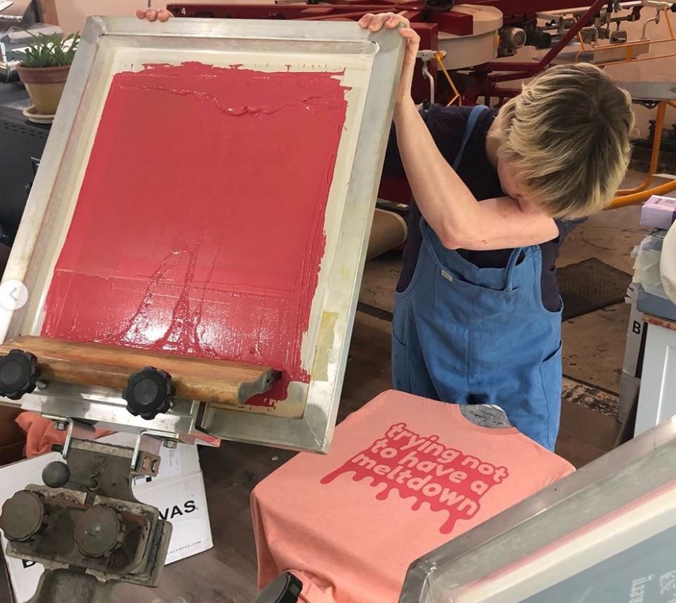 FOX29philly's tweet image. How one local business is helping others stay afloat, one T-SHIRT at a time! #keepinlocalopen #Fox29GoodDay @WiderAwakePrint @FOX29philly @MikeFOX29 @AlexHolleyFOX29