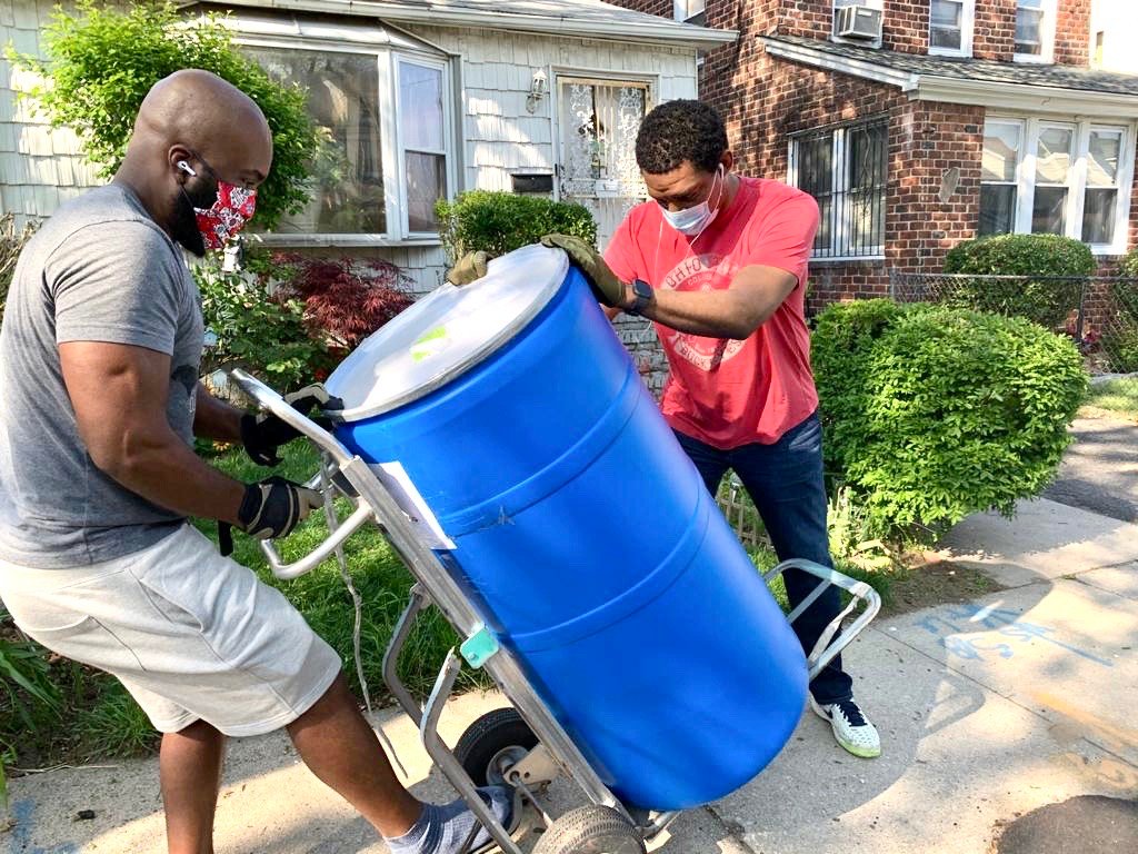 C2CHaiti's tweet photo. In collaboration with HAC-Haïti, the Haitian Women's Collective (HWC) and MADRE, two barrels filled with faces masks, gloves, hand sanitizer, soap and ziplock bags are en route to Petit Goâve.
https://t.co/sJj2R1KIq5
#10YearsofCommunity #Haiti #Ayiti #C2C https://t.co/gCPG0rjTbs