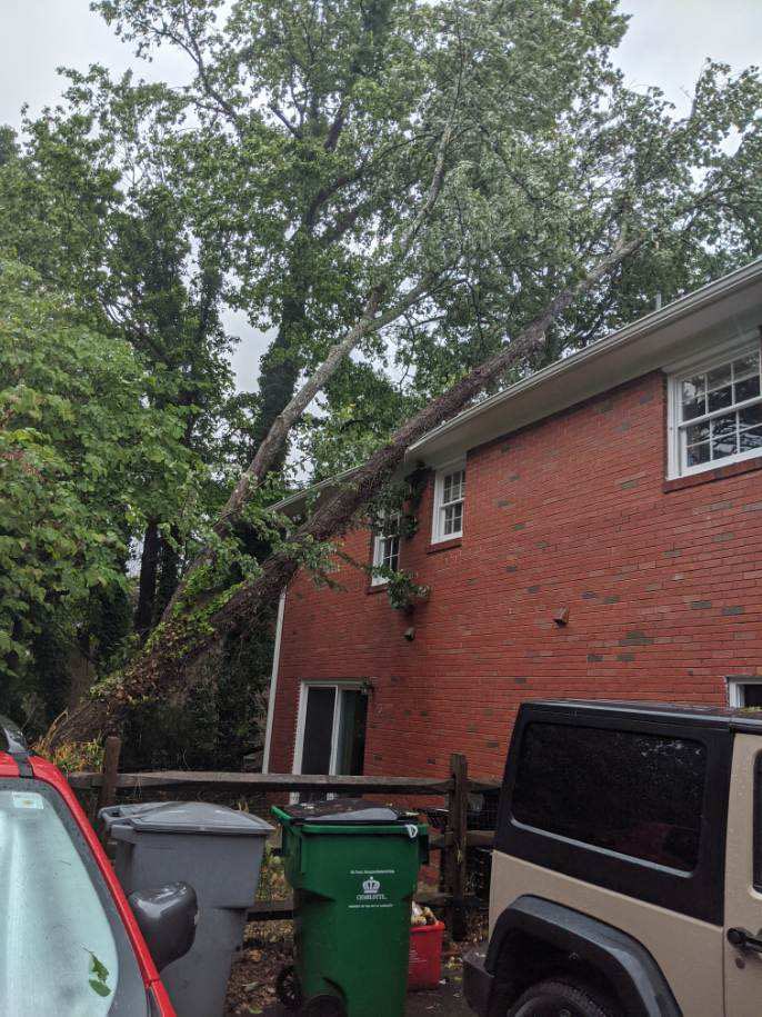 maawmebw's tweet photo. @wxbrad This is on Olde Providence Rd. https://t.co/4QhkRuqYnk