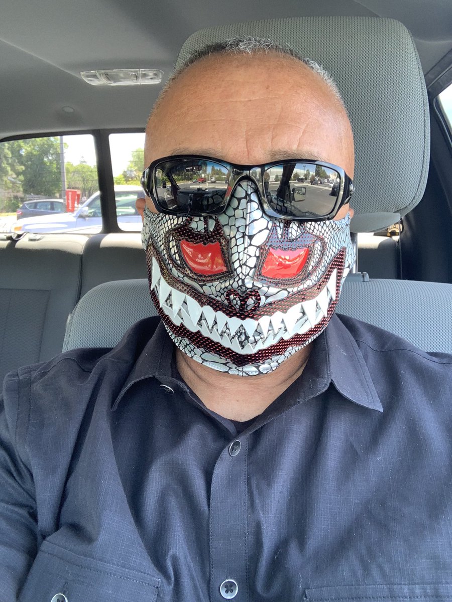 Best.
Mask.
Ever. 

Product of Gabriel Ramirez of Pro Wrestling Revolution Their special #LuchaLibre #Covid mask. 
Thanks to @joerosatojr. Watch his story at 6pm tonight on @nbcbayarea