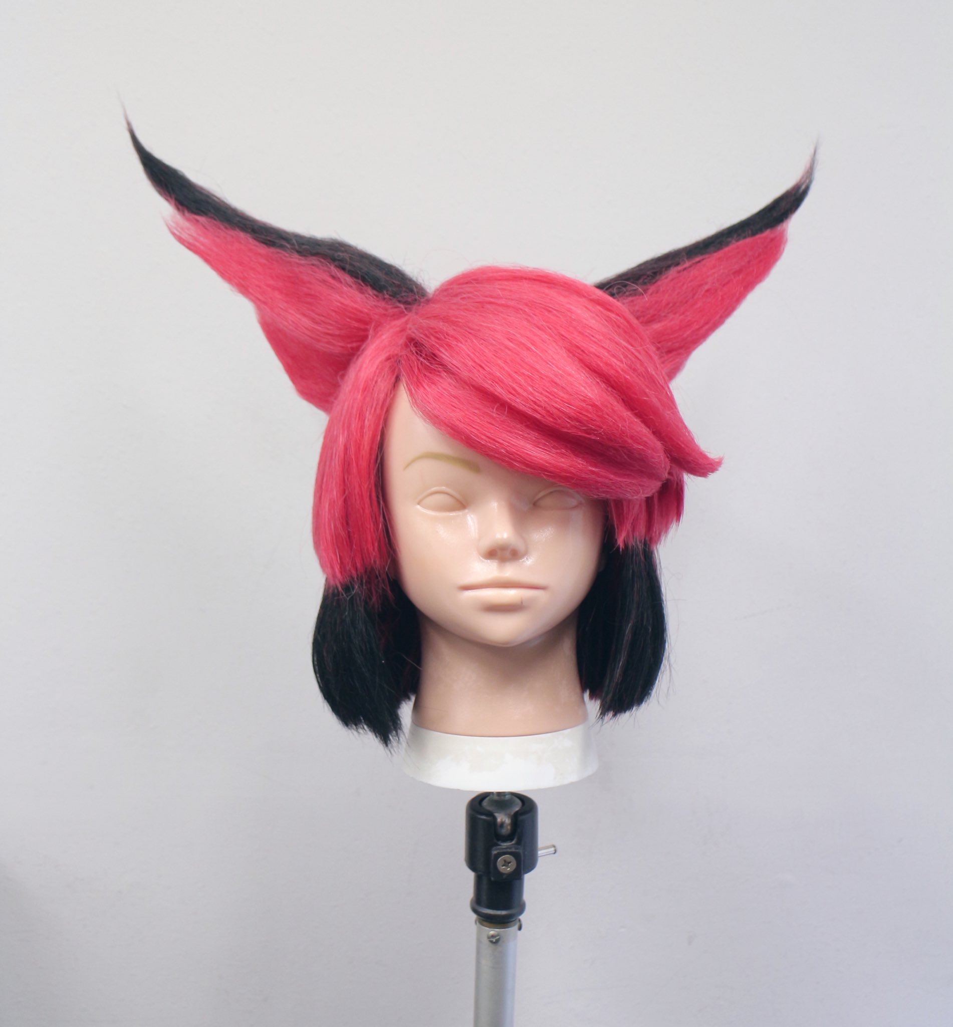 alastor ホビー・楽器・アート ハズビンホテルコスプレ アラスターウィッグ