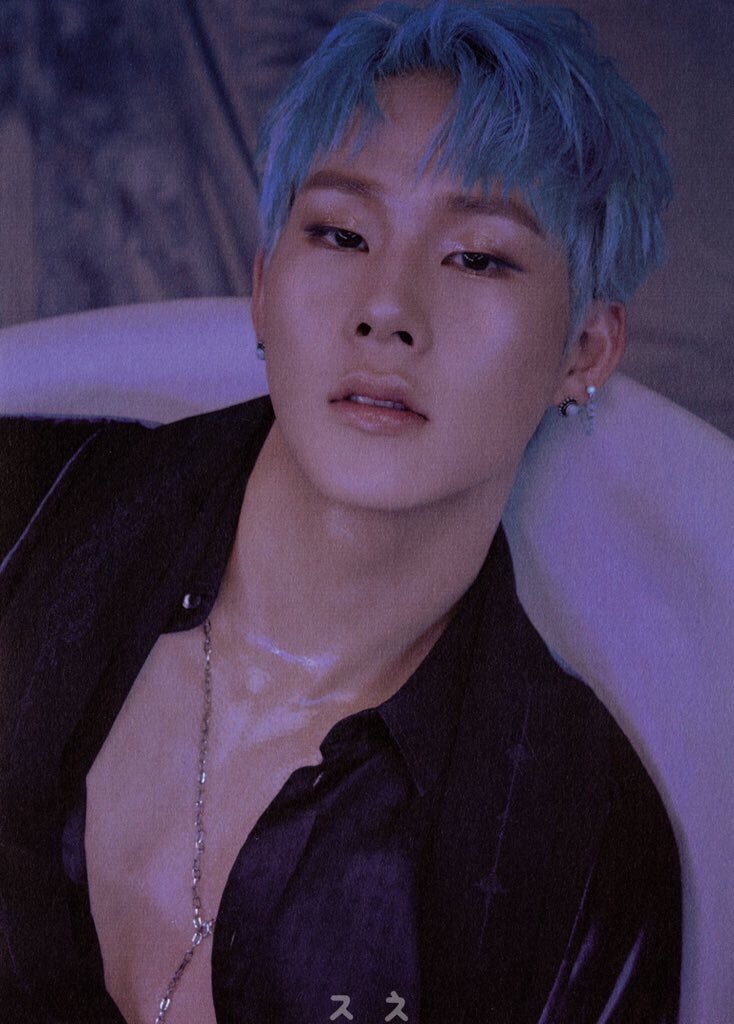 l0ttyy's tweet photo. @OfficialMonstaX during lockdown I decided to try and learn to draw and paint. My first attempt was our cutie joohoney I’m sorry it’s not perfect ☹️ ps I have come to the conclusion I can’t paint wood 😝 https://t.co/rrB3rz5ZSk