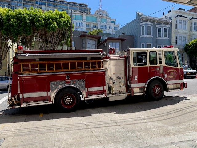 Cowhorn recently donated dinners to the hard-working folks at San Francisco Fire Department Engine 41. This was done in honor of Bill &amp; Mark’s father, Gordon Steele, who worked there. We teamed with Marianne Despres of El Sur to provide the dinners. Thanks Engine 41!