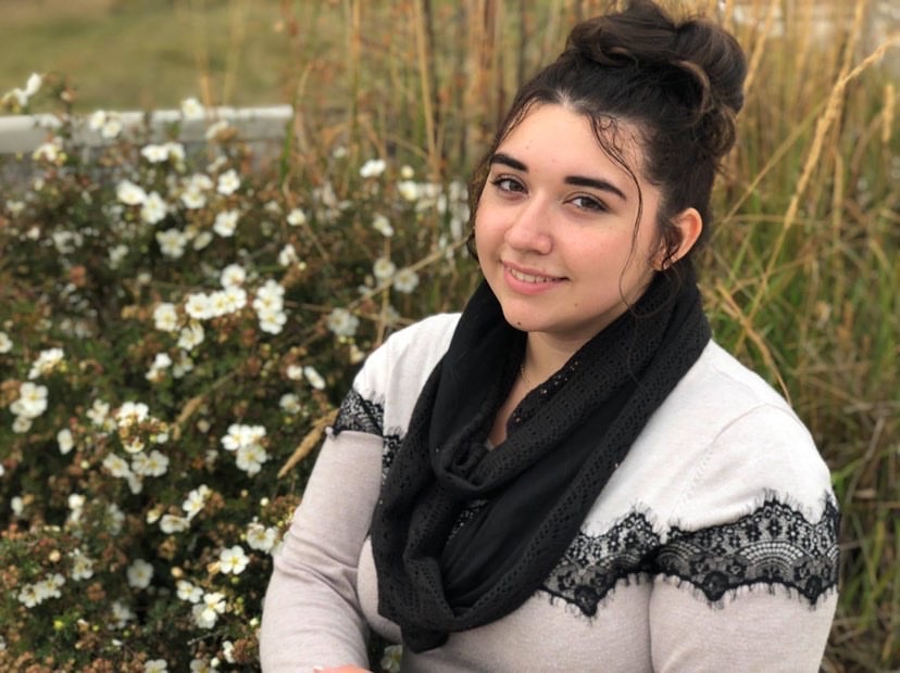 ONE_EAGLE_WHS's tweet photo. “We’re adults. When did that happen? And how do we stop it?” ~ Meredith Grey
#ASDClassof2020
#2020neEagle
#SeniorStories
Senior 📷 Jacquelyn Fullerton https://t.co/NF3OKB5lkG