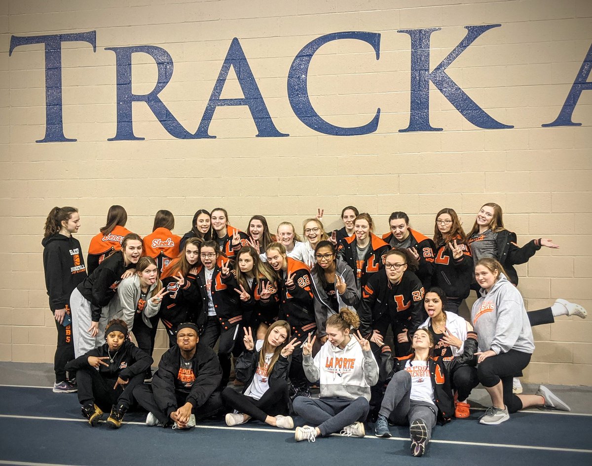 SlicerLPGTF's tweet photo. To our seniors:
Go out & explore this great, wide, beautiful world. Take risks. Cherish the small moments. Be a light for others & be true to yourself, because you're the best "you" there ever will be. And don't forget your roots. ๐งก๐ค #OnceASlicerAlwaysASlicer
Go be great.โค๏ธโจ https://t.co/V7sycf08xc