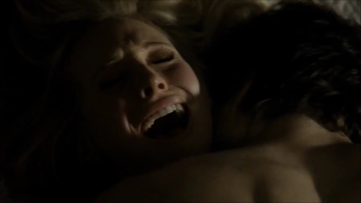 the ONLY explicit scene about them and they're not even having sex. he was kissing her, biting her, feeding on her and the scene was over. she clearly screams because she wasn't compelled and saw his vampire face. she was about to have sex with him because she wanted
