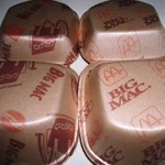 これがわかる人は同世代、マクドナルドの包装が発泡スチロールだった頃!