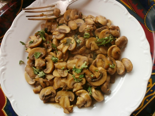 39) Les "champignons" je me suis force à goûter plusieurs fois... JE NE PEUX PAS !!! JE N'AIME PAS !!!