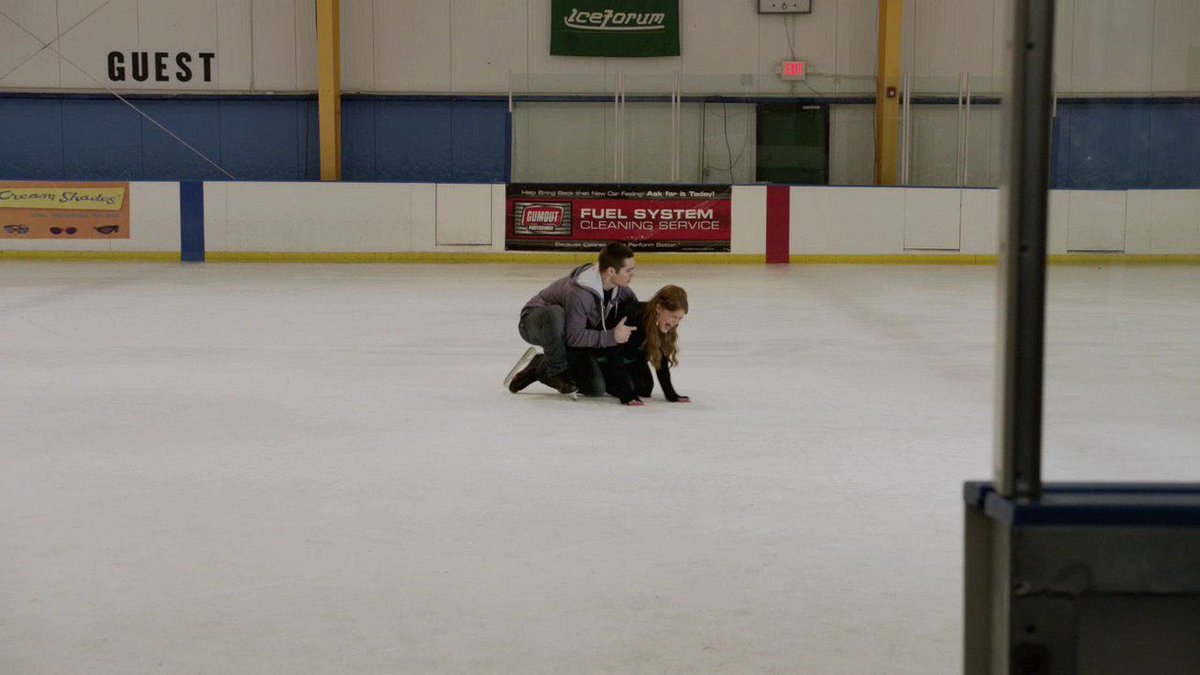     2×03 *Lydia sees Peter under the    ice and she screams.  Stiles tries to calms her* 