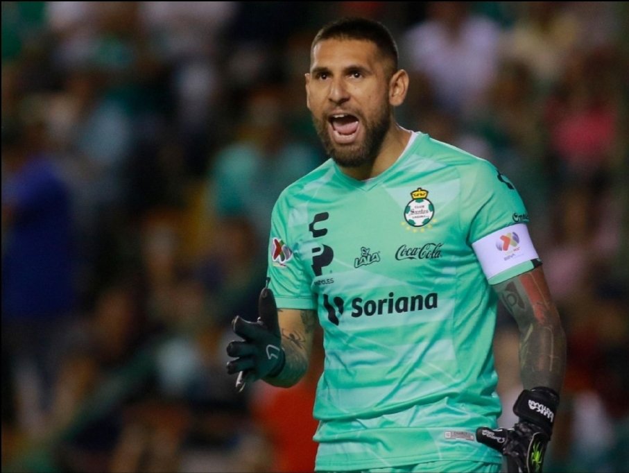 El_ProfeDT's tweet photo. Otra vez un portero le quitó el título al cruz azul. https://t.co/TcULgYSHiy