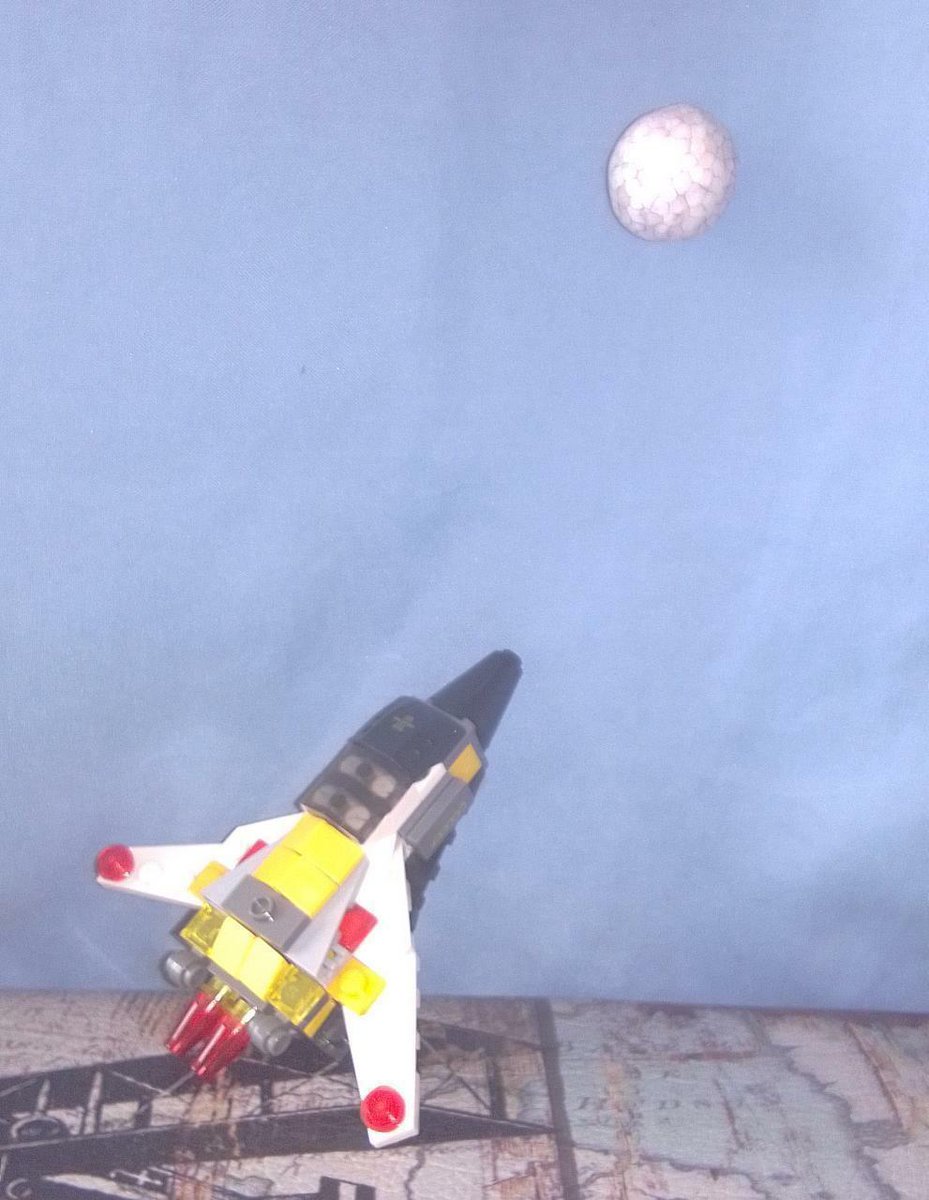 halleyUIS's tweet photo. Mas diseños del Cohete🚀 que se realizaron para nuestro #RetoenCasa donde te invitabamos a construir tu propio diseño🚀👨‍🚀✨📷
¡No olvides compartir con nosotros los resultados!📷
Este fue realizado por Simón @astrocanc 

#HalleyUIS #AstroCasa #CienciasUIS #HalleyEnCasa #UIS https://t.co/PdZxpqdMSE