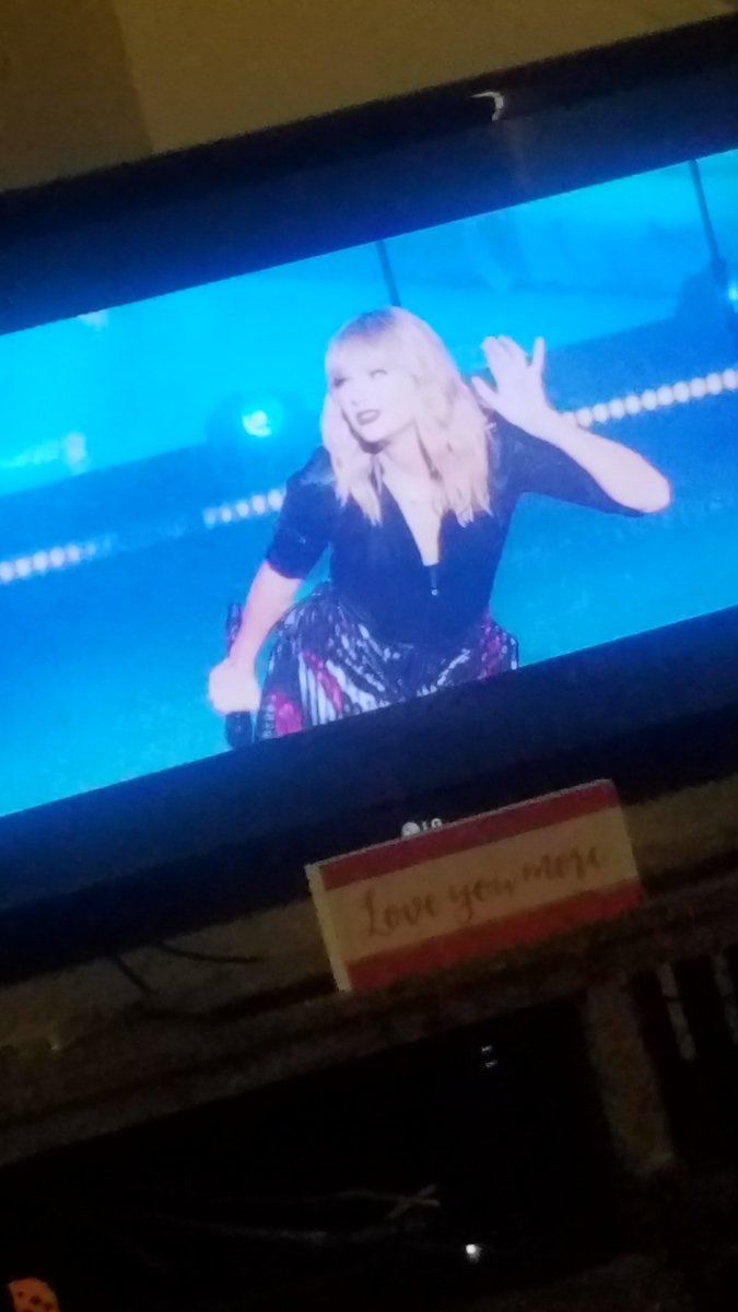 Chels243's tweet photo. What do you do on a Friday night? TAYLOR SWIFT MARATHON OF COURSE. #TaylorSwiftCityOfLover ,
#missamericana, then last but deff not least #repuationstadiumtour. @taylorswift13 @taylornation13 https://t.co/4GEbZUCf6h