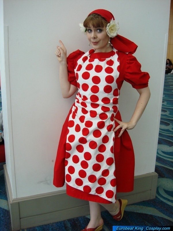 15) Suzi Q, 2007now for a not racist failleft my wig back in NorCal, bought gold blonde hairspray at AX, proceeded to get recognized by zero people. Also the apron was made so horribly.......