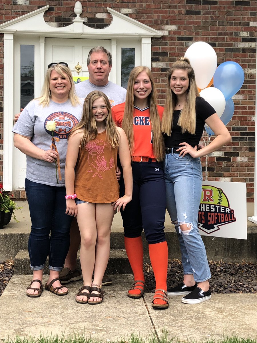 Senior Send Off - we didn’t get to have a normal senior night, so this was the next best thing. Congrats <a href="/kelseytinder/">kelsey tinder</a> #itsagreatdaytobearocket #traditionofexcellence #oncearocketalwaysarocket