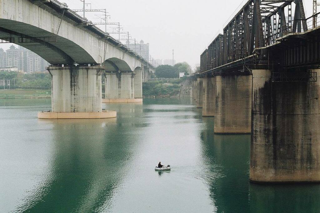 imaxweller's tweet photo. #🚣‍♂️
.
#南宁 #邕江 #邕江铁桥 #胶片南宁
#yongjiangriver #nanning
#explorenanning #imaxwellerexplorenanning
#canonae1 #film #kodakfilm #kodakcolorplus200
#imaxweller20200307 https://t.co/KRBqOymIY6 https://t.co/gE4aIuFtih