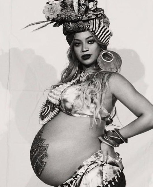 Beyoncé’s twins pregnancy pics; Thread.
