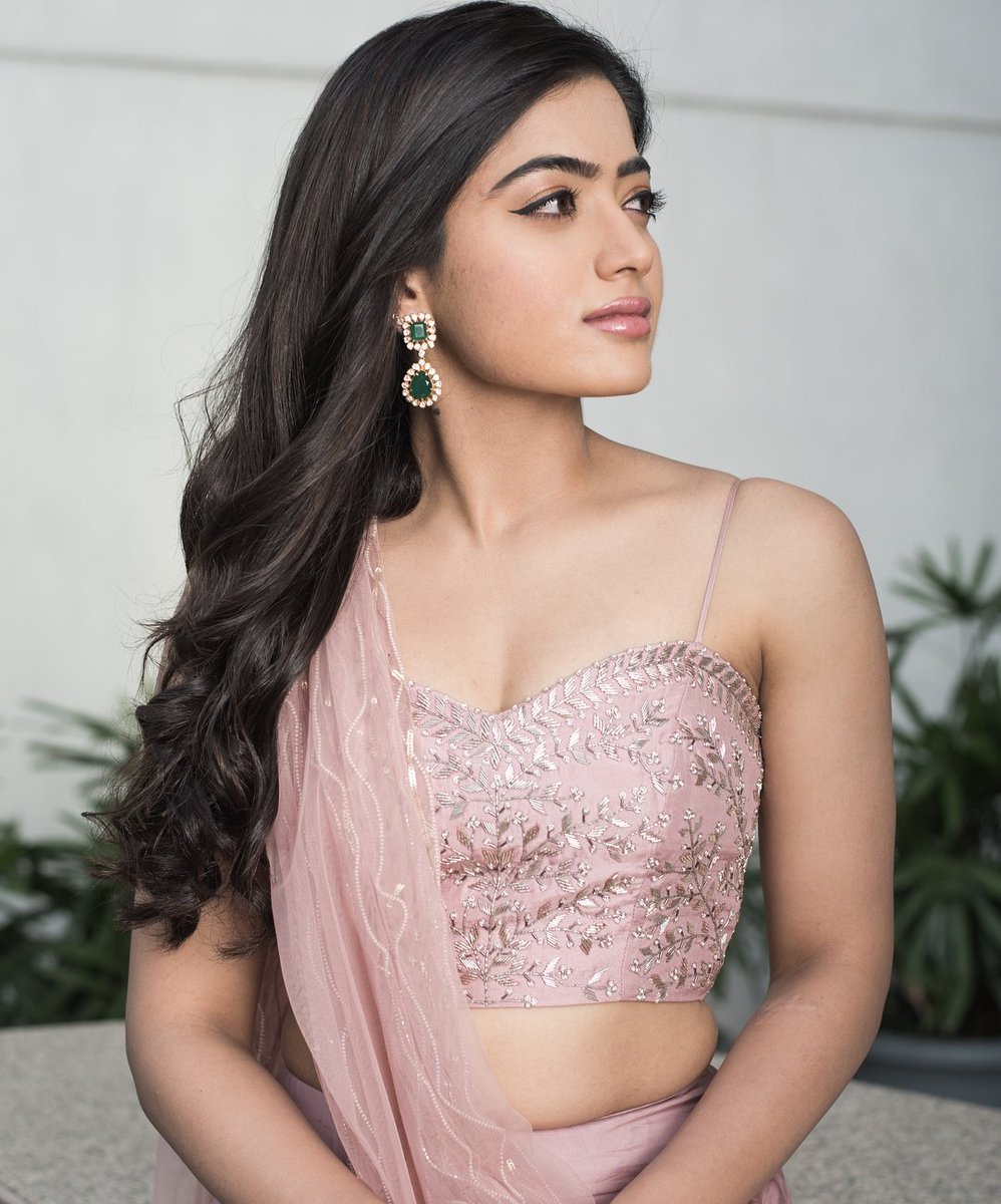 My goddess rashmikha  @iamRashmika When we are born we cry that we are come to this great stage of fool's You must be the change you wish to see in the world, Lots of love    love's you worship you, your sincere fan  @iamRashmika  #RashmikaMandanna