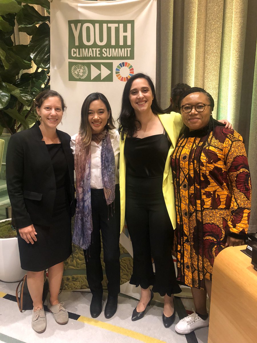 I had to fundraise over a million dollars to make this happen.The aim was for youth to work on innovative climate solutions & engage with policy-makers on the defining issue of our time: the  #climatecrisis. 2/5