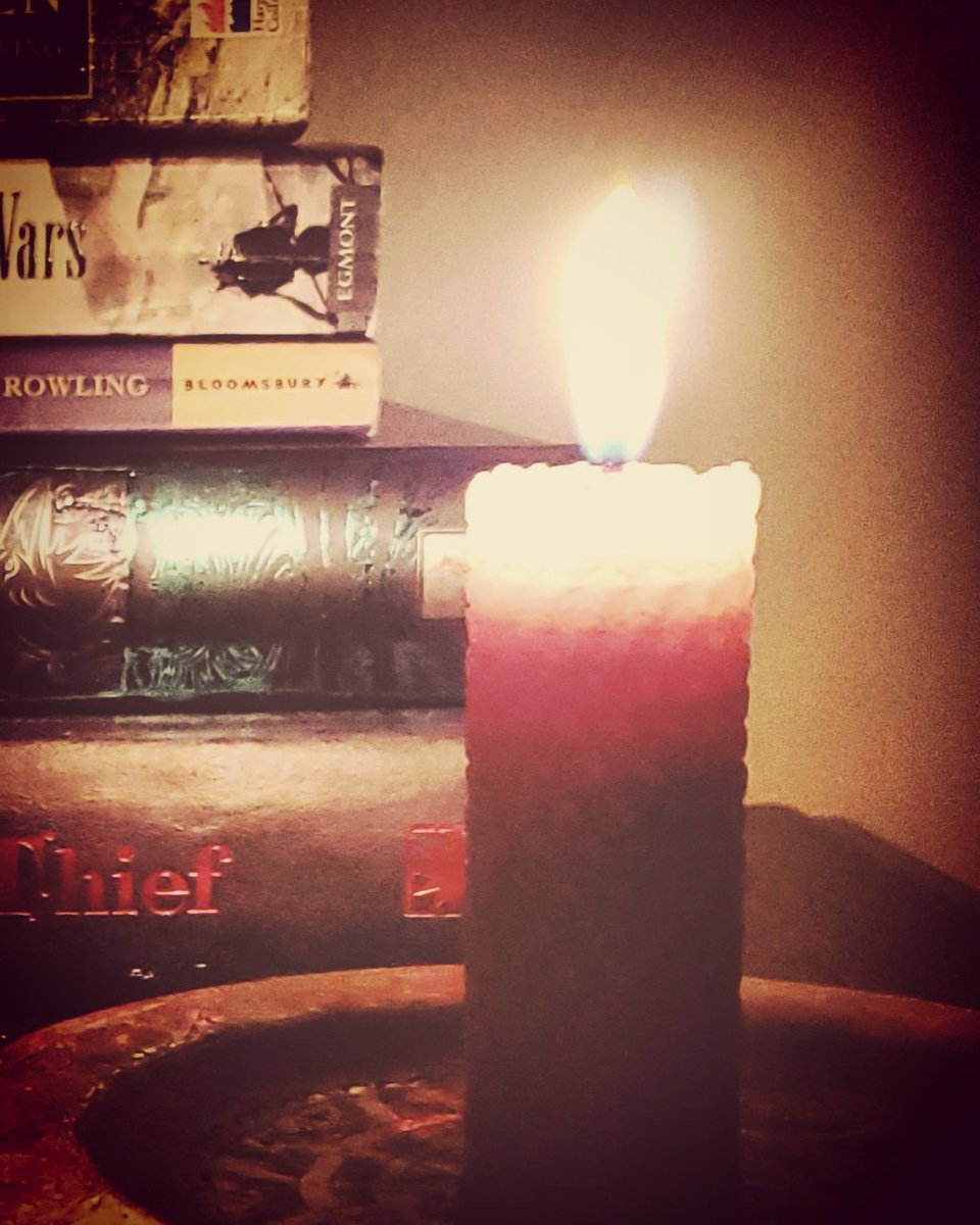 chelso67's tweet image. 🕯️ #candlemagic #fireritual #newmoon #newbeginnings #firewitch #sagittarius