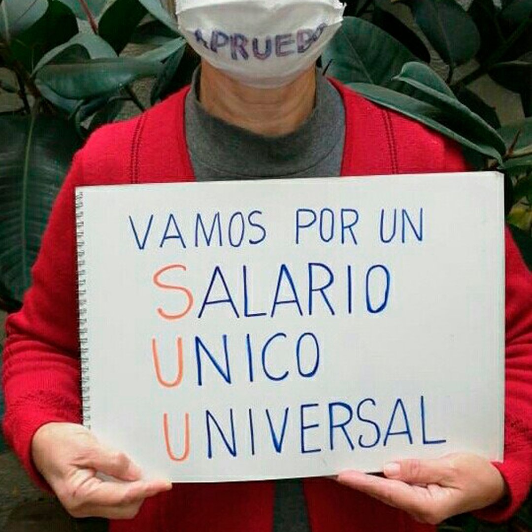 WinkulBA's tweet photo. La total indolencia del gobierno y el sistema político ante el hambre k generan c/ sus medidas solo exacerban la rabia civil. Hoy + k nunca reactivemos todos los espacios de protesta para alzar nuestra voz! #ViernesdeProtesta #Apruebo #NuevaConstitución #FueraPiñera https://t.co/usHN6he7R4
