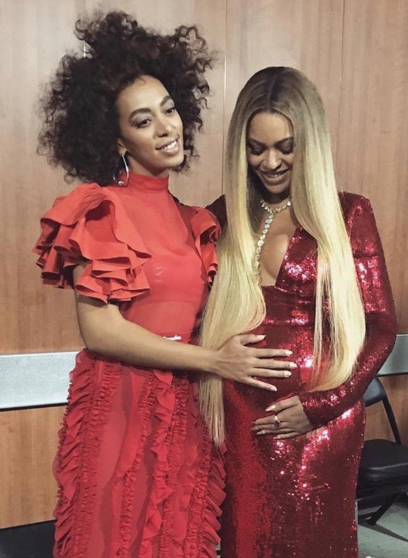Beyoncé and Solange ♡ Both Won a Grammy that night.