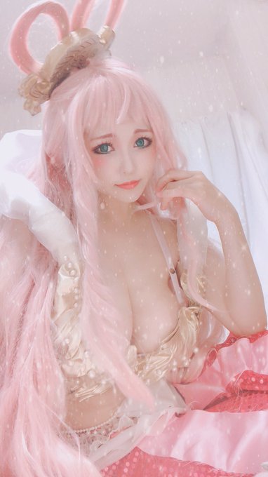 2 pic. 徹夜編集明けです♡
おぱにゅうございます！
初ハンドメイドのしらほし姫！
stood up editing all night♡
Oppanyu gozaimasu!!
my first