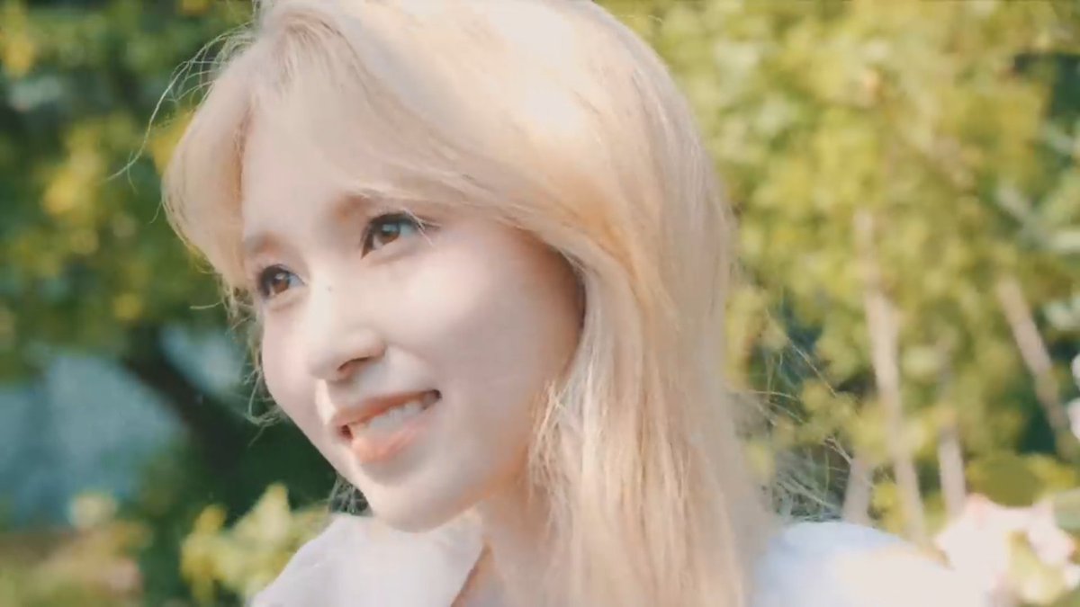 White Anemone(Mina) @JYPETWICEThis is what I think the flower of Mina is.-Symbolizes sincerity due to their delicate appearance.-White is the most common color of flower anemone.-it aldo symbolizes protection against evil and ill wishes. #TWICE  #MOREandMORE