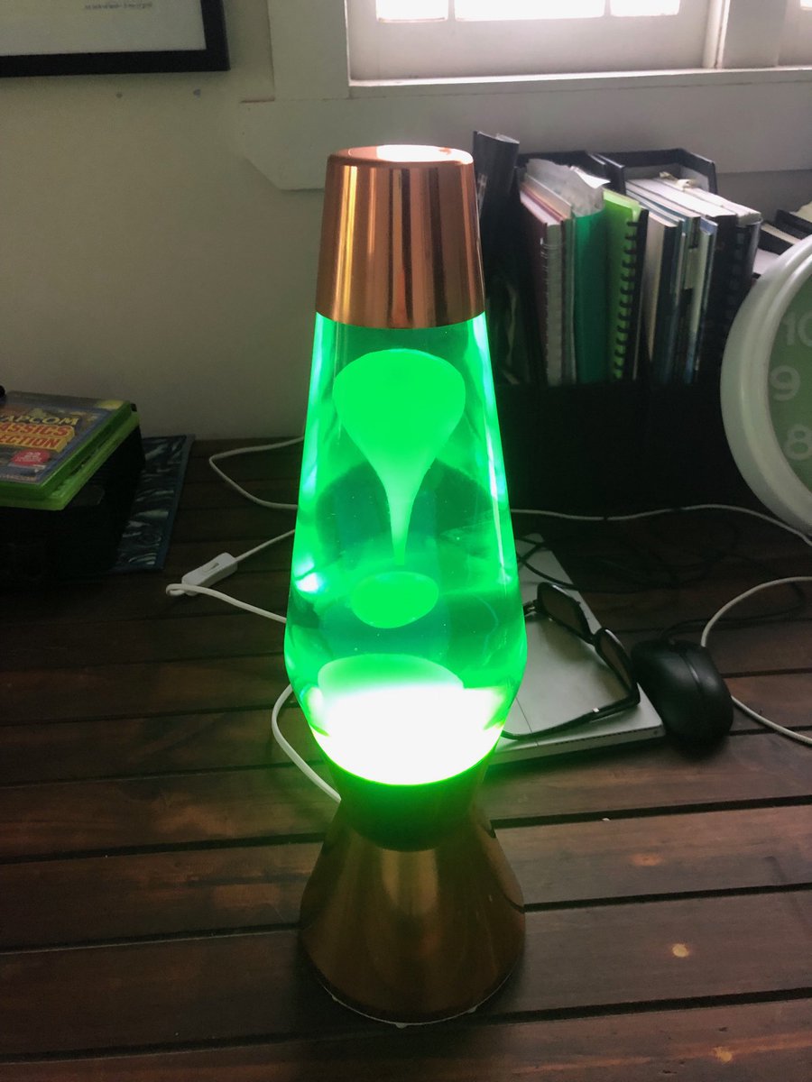 boomshankaruss's tweet photo. #lavalamp #bubblelamp https://t.co/Luw1J9gGiJ