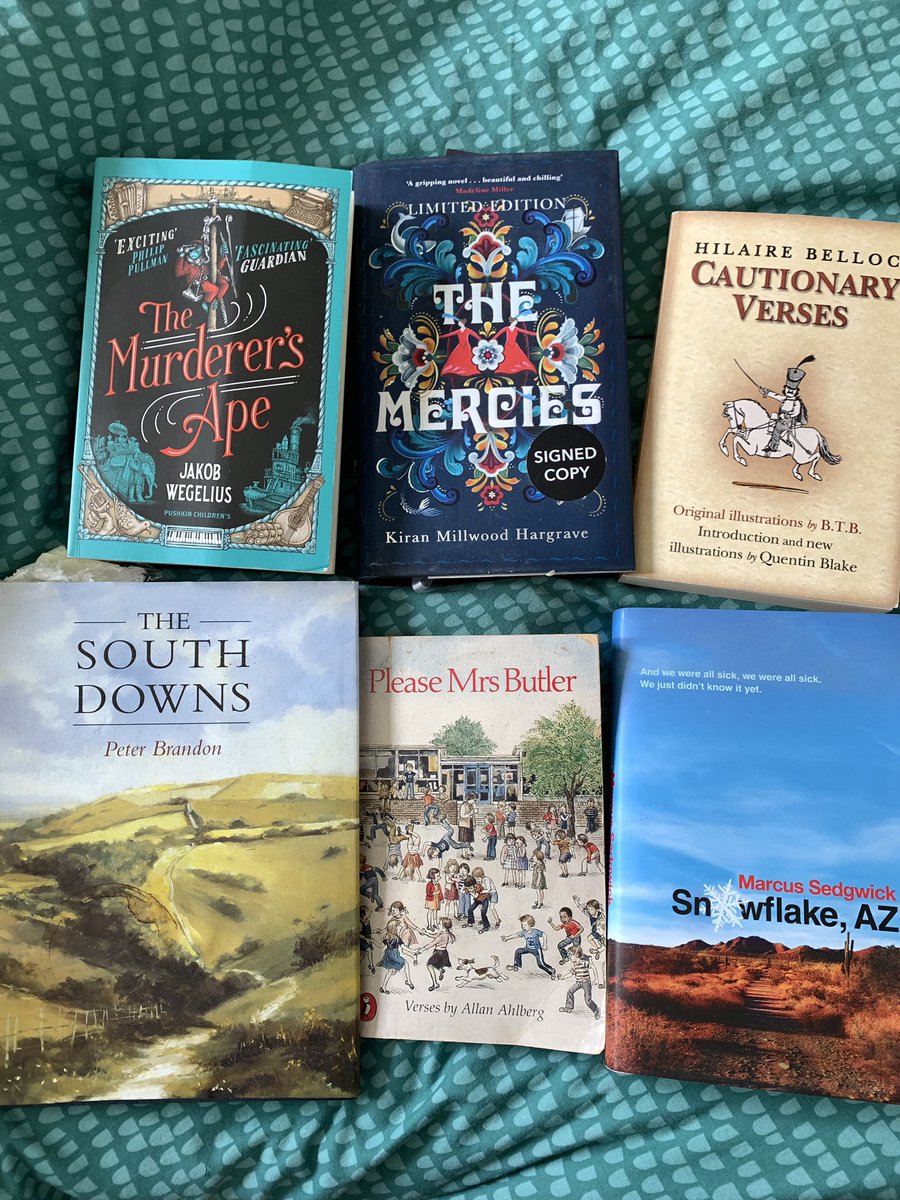 Braunteaches's tweet photo. @anoara_a @mini_lebowski @WinterImagines @MissBprimary @MissS_Kimble @Nicola_M_N_ @Mat_at_Brookes @one_to_read @rcharlesworth @bearhuntbooks @BookSuperhero2 @marysimms72 @erinlynhamilton @ChrisSoulUK @JayneG60 @TheOaksBooks @SamJDThomas @vonprice @MakexBelieve @lexi_rees @Eve_Mc_Donnell @KatePoels @Miss_J27 @MarkASmith85 @booksfortopics @faeryartemis @MrEPrimary @JennyHawke1 @kidsstoryworld @scholasticuk @TinyOwl_Books @OUPChildrens @simonkids_UK @NFPublishingUK @RebaKhatun @MarchHamilton @jonesgarethp @TwigsBroken @Stacerino_2 @TeresaCremin @ImogenRW @nikkigamble 6 books within reach, 6 tags ... @KtWillett @f33lthesun @JamesBlakeLobb @Teacherglitter @CrankCuffin @ChrisChivers2
Lovely books by @marcussedgwick #jakobwegelius @Kiran_MH #allanahlberg #peterbrandon #hilairebelloc https://t.co/UGwBKyp4rn
