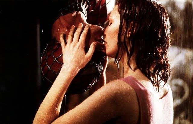 MovieFumiya's tweet photo. キスの日なので
洋画キスシーン
#キスの日 #映画好きと繋がりたい #ローマの休日 #スパイダーマン #オーストラリア #ゴースト https://t.co/lZTvmgrQZQ
