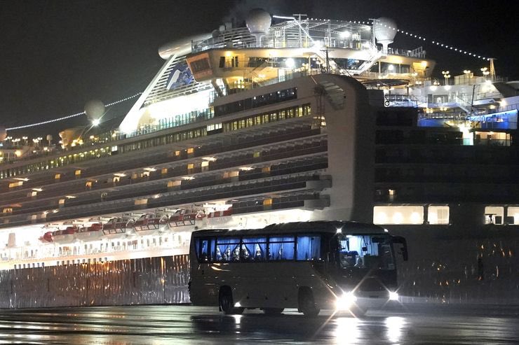 Another thing that helped was the having the experience of the Diamond Princess. The virus ran riot on the cruise ship and enabled Japan to see first hand just how bad things could get. “It was like having a burning car right outside your house,” says one expert. 5/