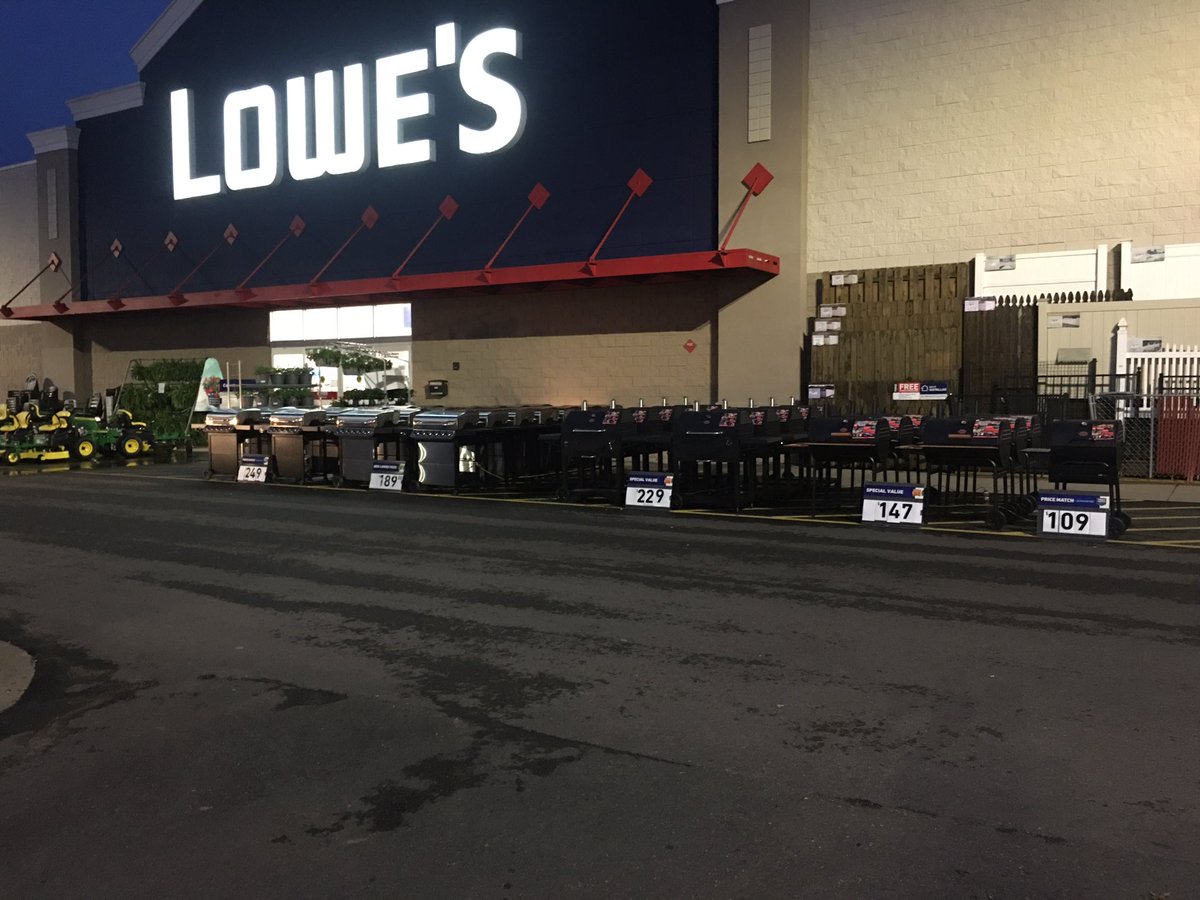 Got the grills out front ready for another BIG weekend at 1869! Let’s GO #smashingplan @lowes <a href="/RecoWatson/">Reco Watson</a> <a href="/RobertJ55597237/">Robert Jefferson</a> <a href="/CogdellJoel/">Joel Cogdell</a>