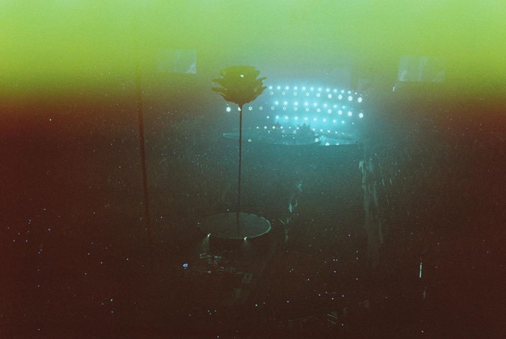 “<a href="/shawnmendes/">Shawn Mendes</a> at staples center last summer #400fw”- justfilmshit via IG