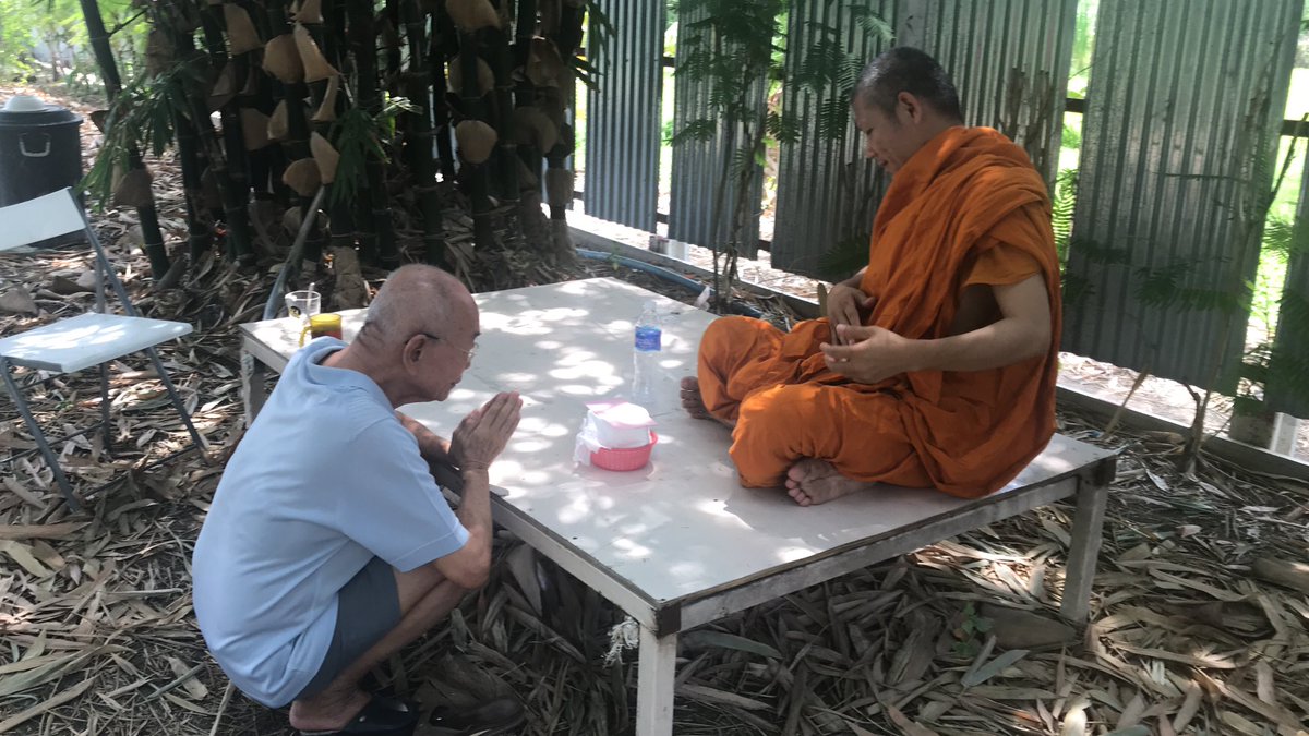 tri333's tweet photo. Youtube ธรรมะจากคลิป มงคลสูตร สนทนาธรรมตามกาล การสร้างทานบารมี พระสงฆ์ถวายอนุโมทนา #เราไม่ทิ้งกัน  #โควิด19 
https://t.co/jeoGHQdTud https://t.co/zzwnqvewRf