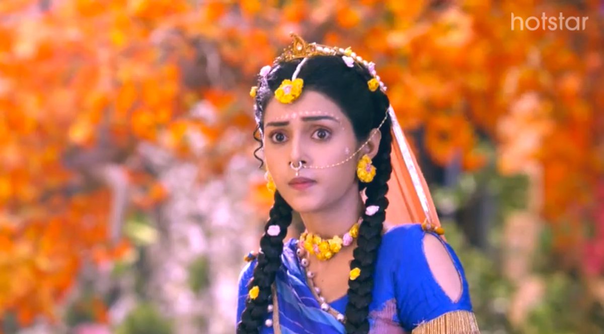Haha  just look at her face when Kanha was left alone with her  #RadhaKrishn